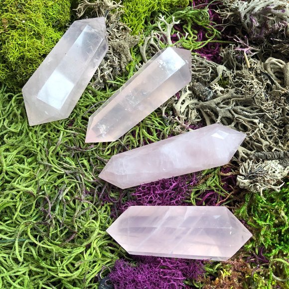 Rose Quartz Double Terminated Point Crystal pink wand gems - Picture 2 of 4
